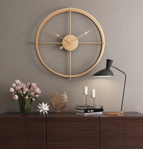 Kensington Round Metal Clock